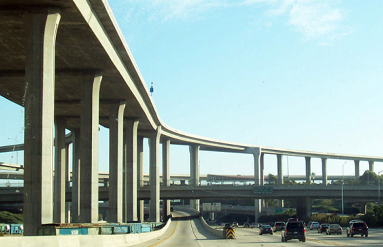 Los_Angeles_Freeway_Interchange